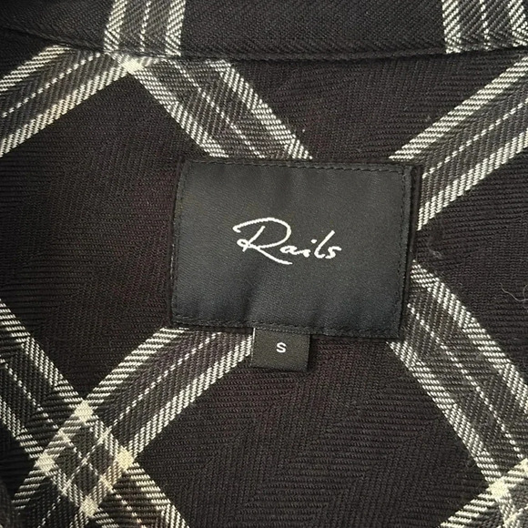 Rails Black and White Plaid Button Down Shirt - Size S - Picture 2 of 7